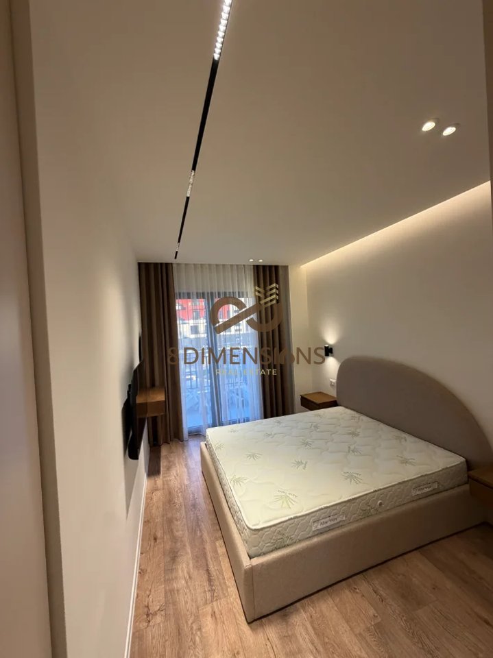 Jepet me qera apartament 3+1+2  te Bulevardi i Ri, prane Ish-Stacionit te Trenit (D8243A-27)