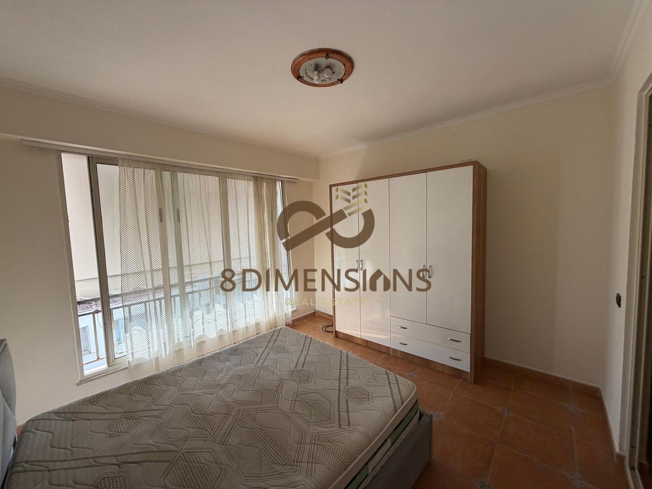 Apartament me qera 1+1 tek rruga Barrikadave,ish Stacioni Trenit D8241A-266
