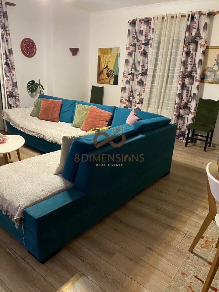 Apartament me qera 2+1+2 tualete ne Selite ,afer me Marin Barleti D8242A-269