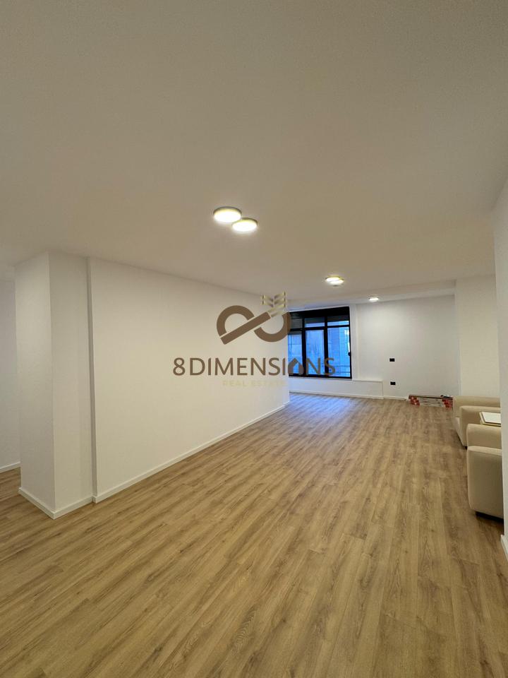 Ambient Komercial/ZYRE me qera ne Myslym Shyr, Prane “Gjykates se Larte” – Tirane (ID D828A12)