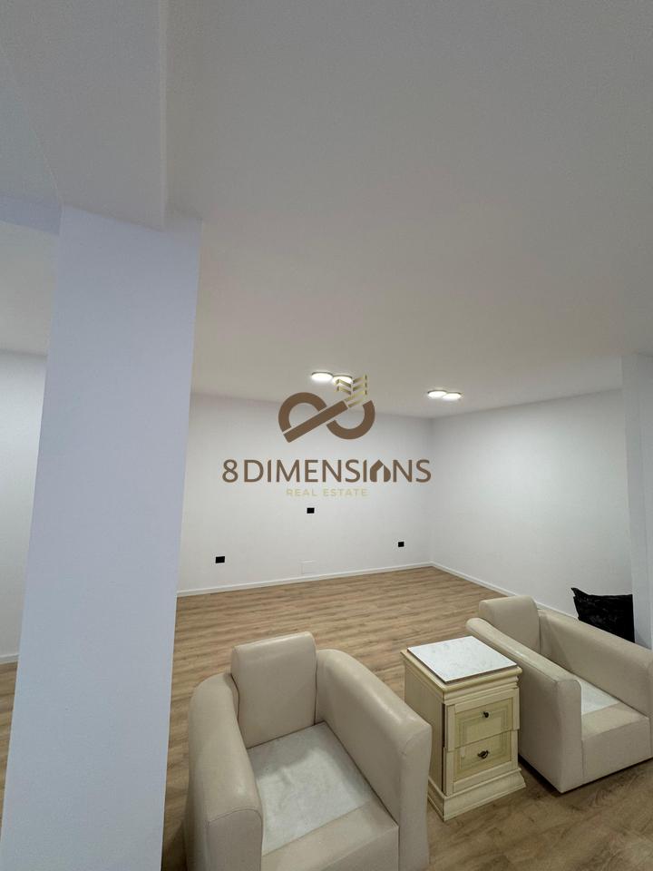 Ambient Komercial/ZYRE me qera ne Myslym Shyr, Prane “Gjykates se Larte” – Tirane (ID D828A12)