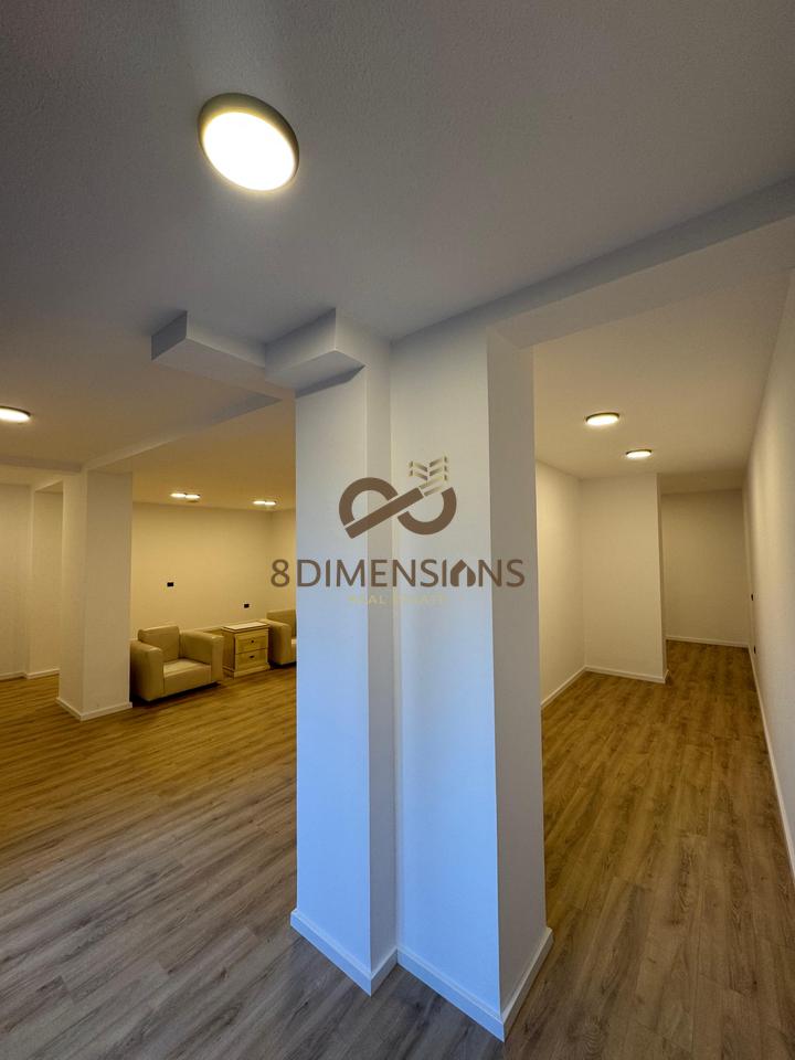 Ambient Komercial/ZYRE me qera ne Myslym Shyr, Prane “Gjykates se Larte” – Tirane (ID D828A12)