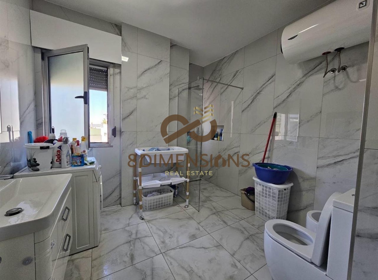 Apartament 2+1 ne shitje tek Liqeni i Thate - Me pamje panoramike nga Liqeni i Tiranes (ID D8142A26)