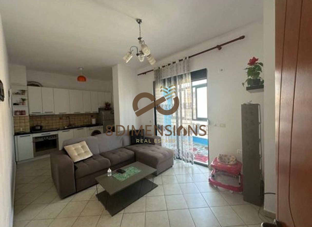 Apartment 1+1 for sale in Kombinat, near Big Market.