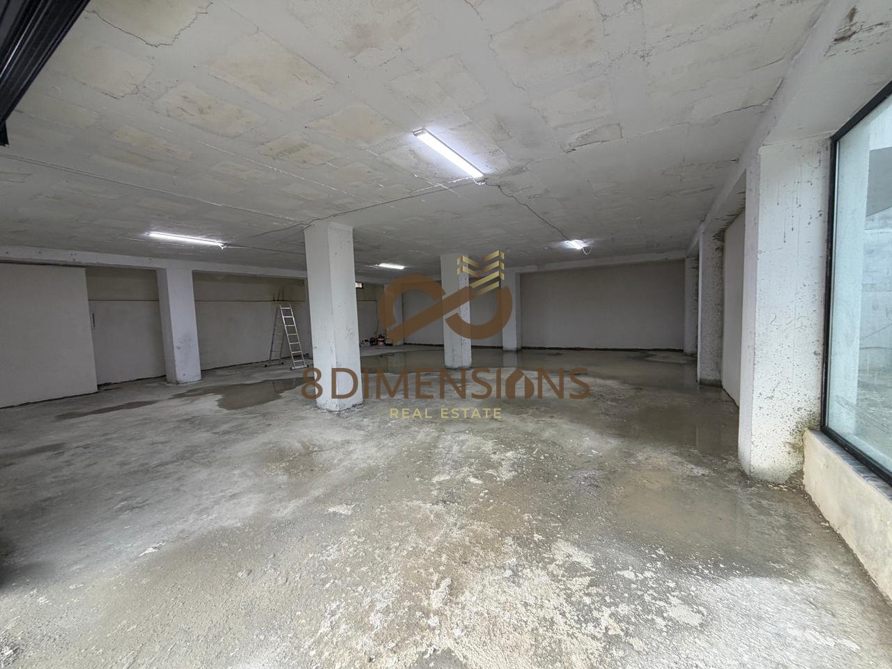 RIVISTA MOLTO FUNZIONALE IN AFFITTO SU DUE PIANI A VAQARR