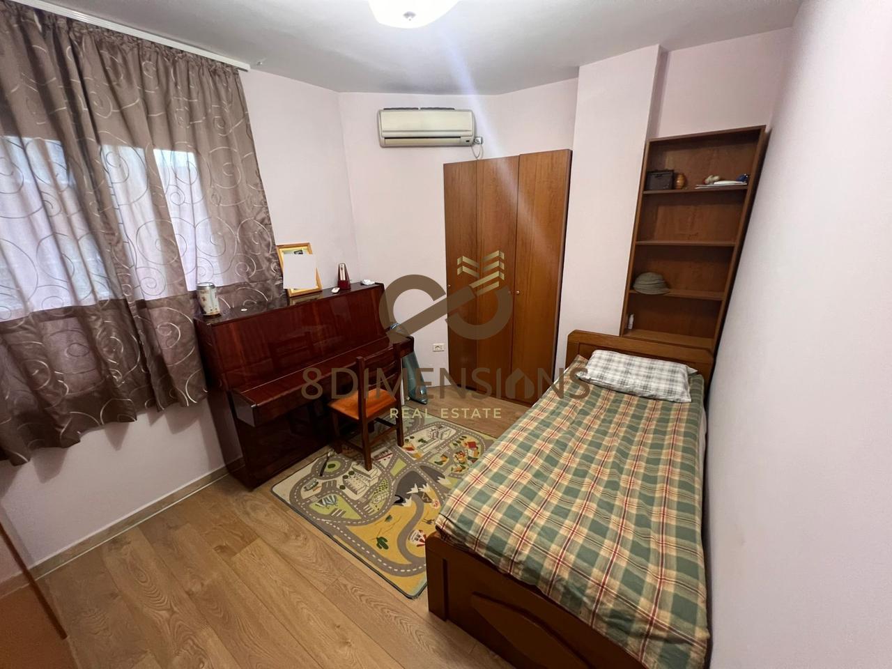 Opportunity!! 3+1 apartment + 2 bathrooms, in Don Bosko, near the "Qazim Turdiu" School, in Tirana (ID D8143A-7)