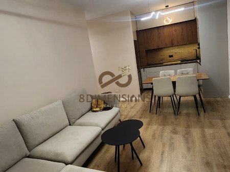Jepet me qera Apartament 2+1 tek Univers City