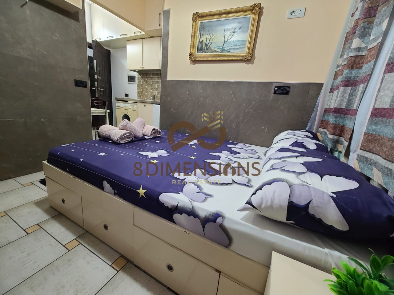 GARSONIERE ME QERA PRANE CONCORD CENTER