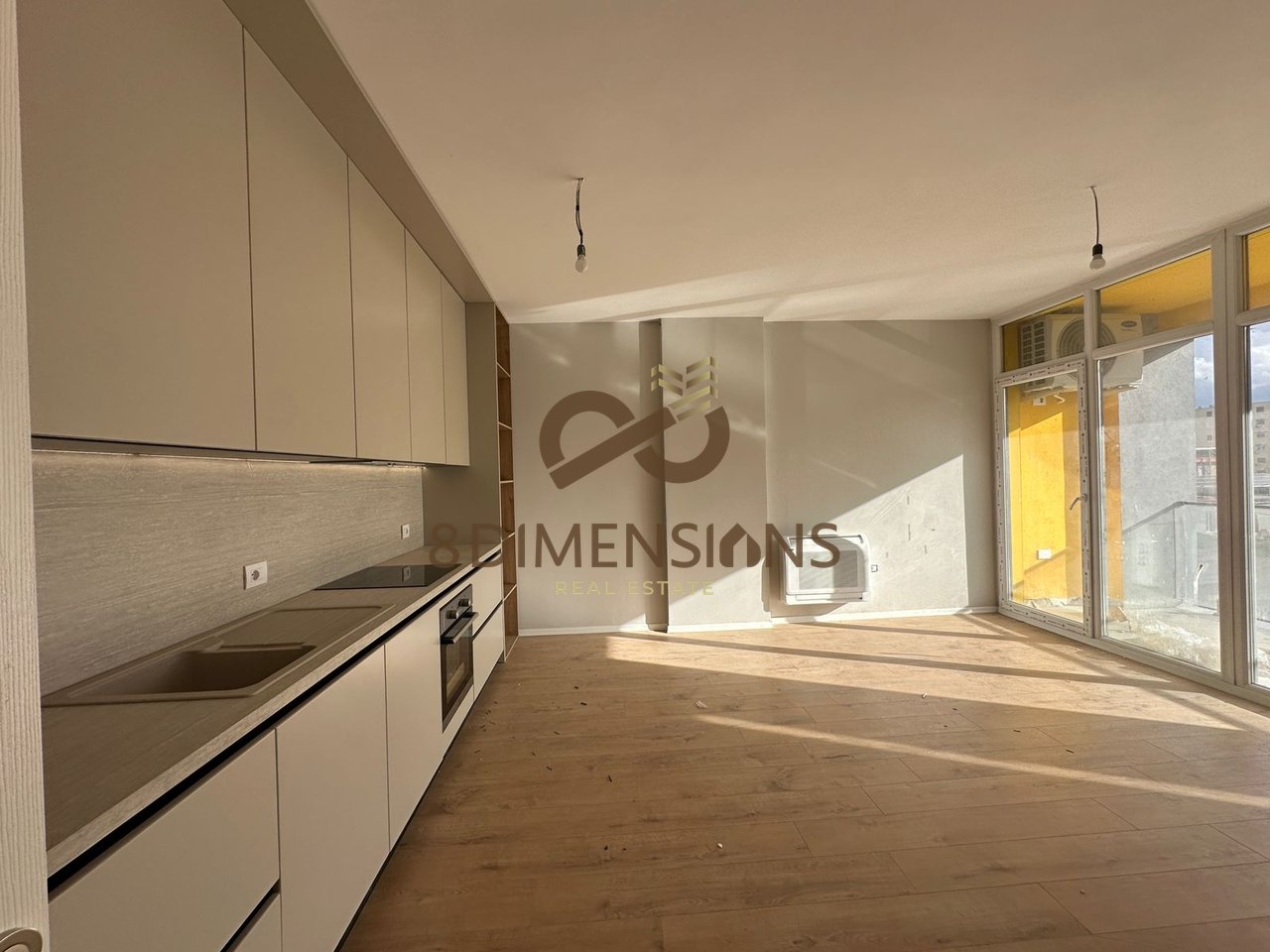 Jepet me qera Apartament 2+1 tek Bulevardi I Ri, Kompleksi Bermon