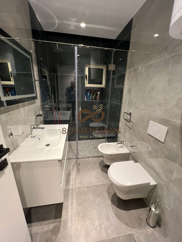 Appartamento 2+1 in affitto vicino a Fusha Aviacionit