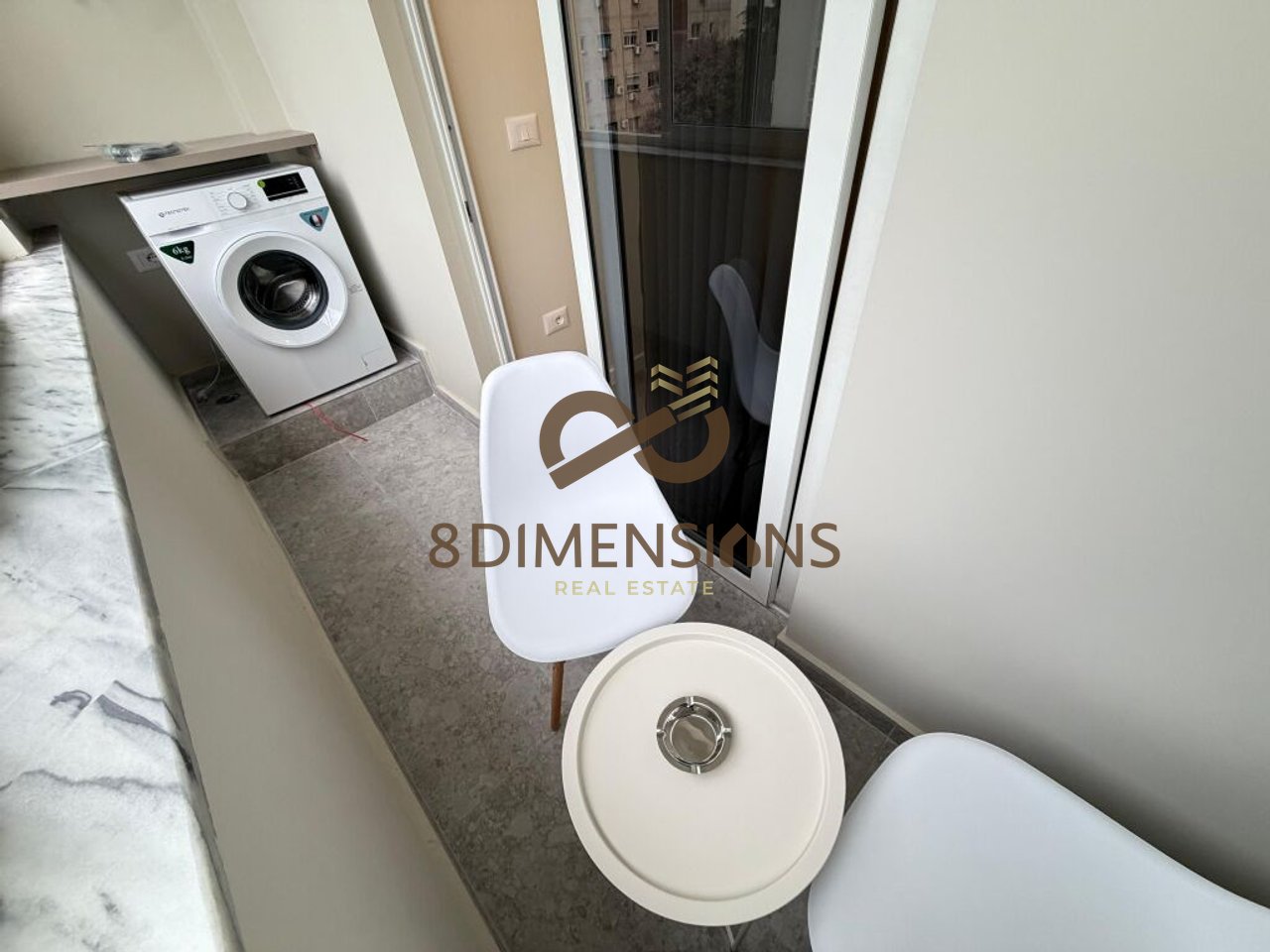 2 Apartment 1+1 for sale on Rruga e Kavajes, Near the 21 Dhjetori Intersection - Tirana (ID D8142Z2)