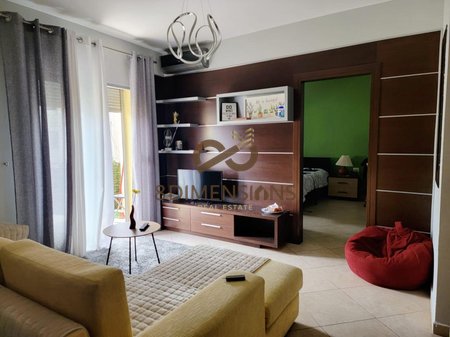 Jepet me qera Apartament 1+1+ballkon prane Fax News