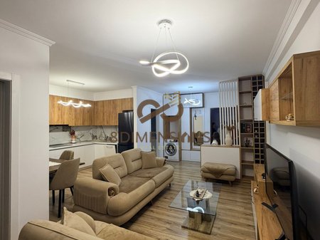 Appartamento 1+1+balcone in affitto vicino a Grand Galery