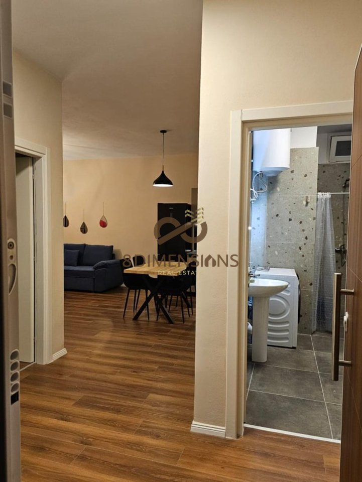 Apartment 2+1 +2 +Balcony for rent on 5 Maji Street, Near Blackstone Lounge - Tirana