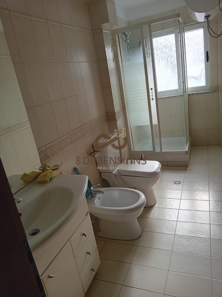 APARTAMENT 3+1 PER SHITJE NE XHAMLLIK (D8143Z-2)