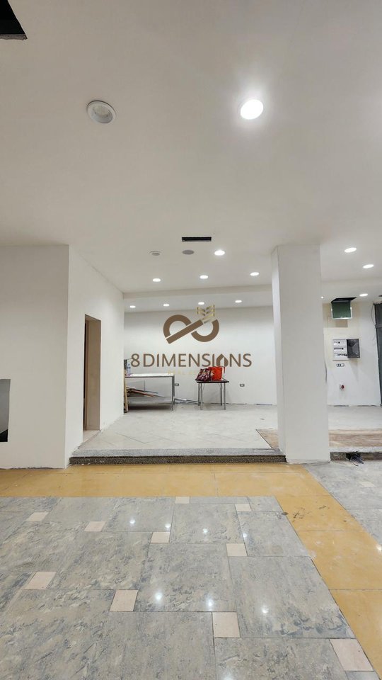 Super Ambjent Komercial 150m² në Rrugën e Kavajës –  D828A-19