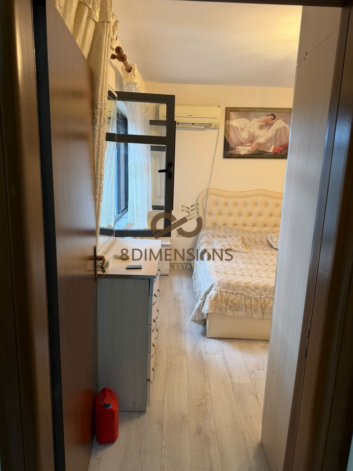 Jepet me qera Apartament  2+1+ballkon tek Kthesa e Kamzes