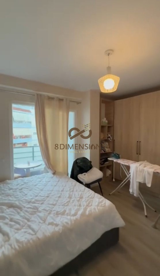 Shitet Apartament 2+1 hipotekë tek pallatet e Tom Doshit ne Tirane( D8142A-30)