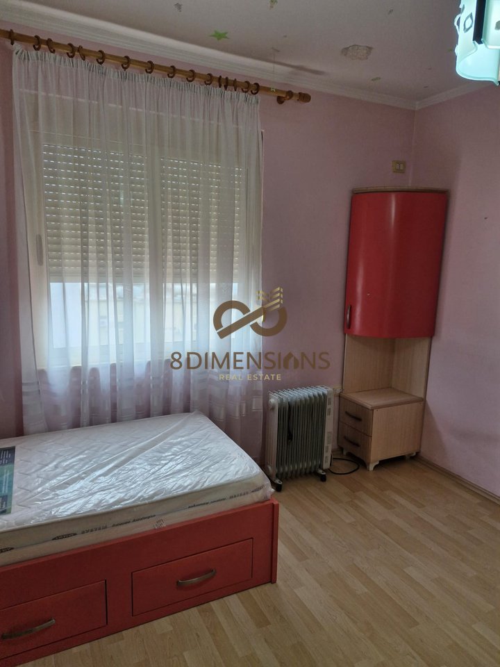 APARTAMENT 2+1 ME QERA TE RRUGA E KOSOVAREVE ( D8242A-47)