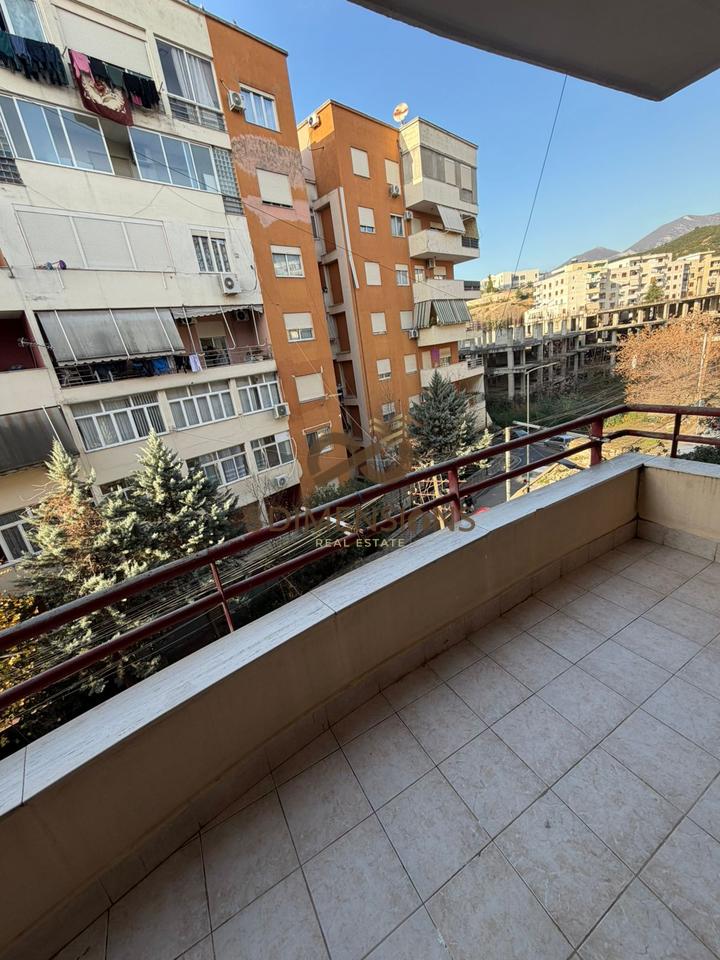 APARTAMENT 2+1 PËR SHITJE – FRESK