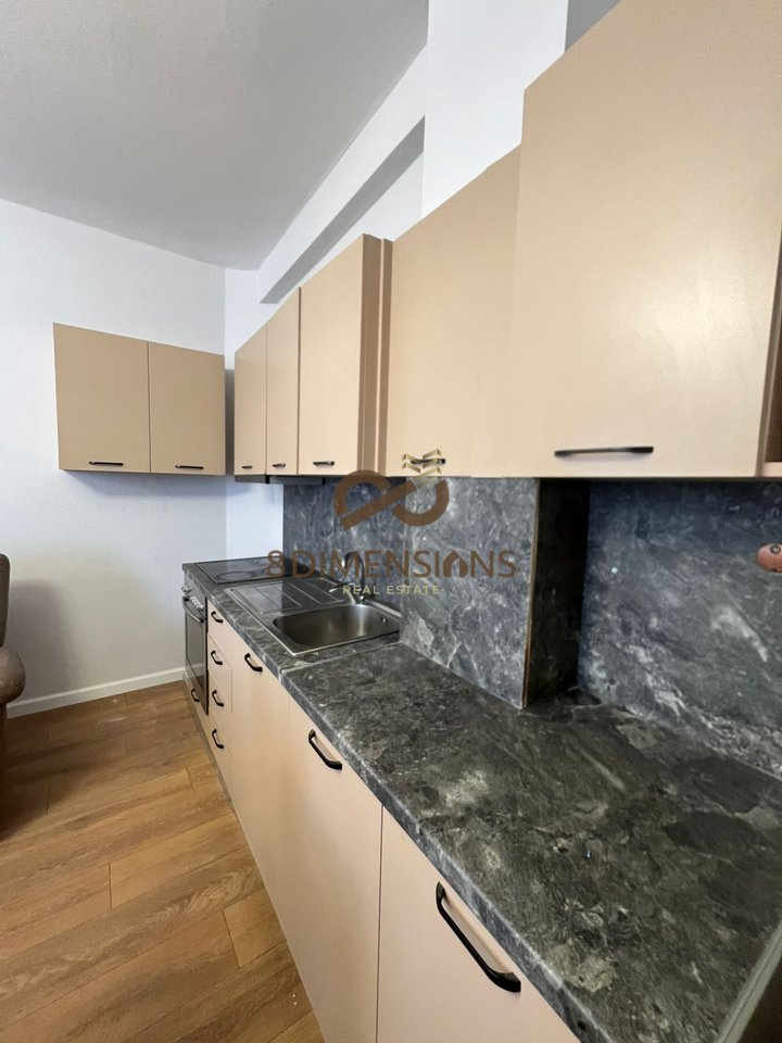 Apartament 1+1 ne shitje ne Fresk, prane shkolles "Klodian Tanushi" (	
D8141A-15)