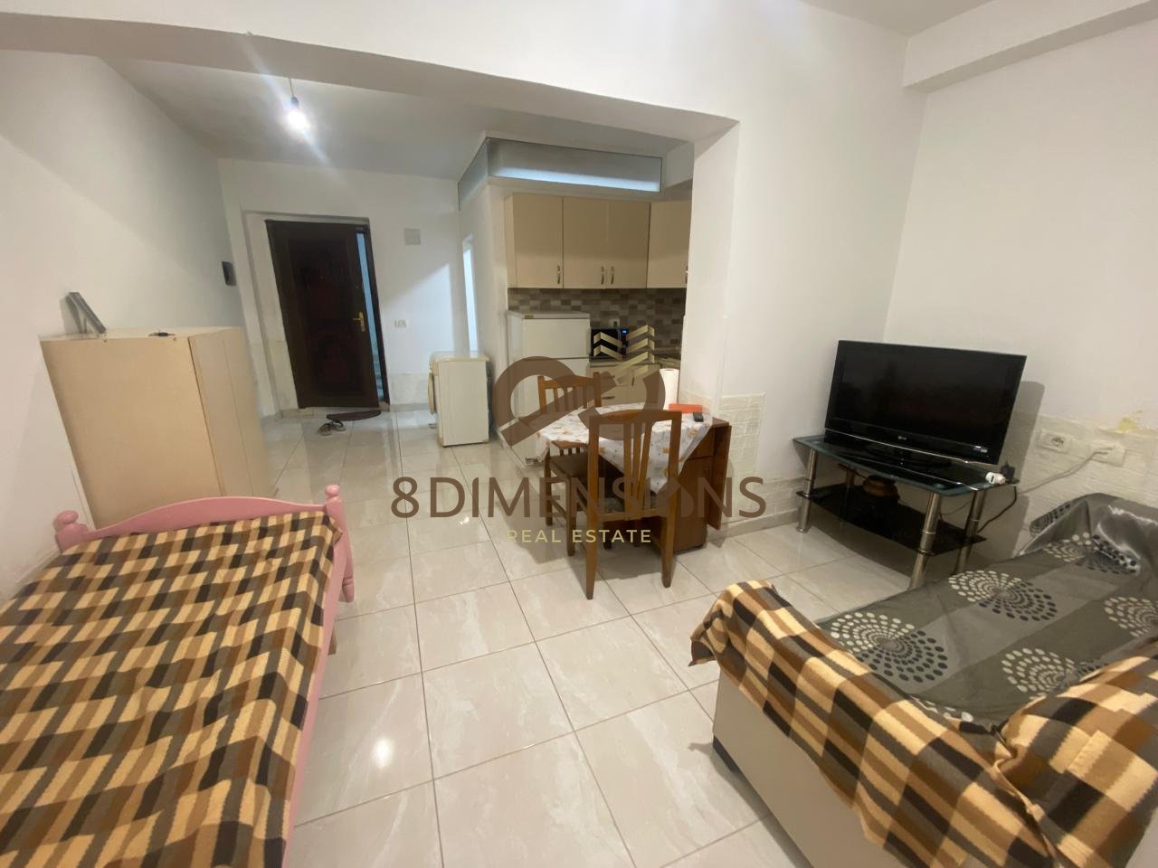 Apartament 1+1 per shitje - Rruga Dritan Hoxha, Tirane (D8141A-19)