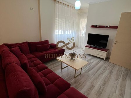 Vendesi appartamento 1+1 di 59 m² con ipoteca.