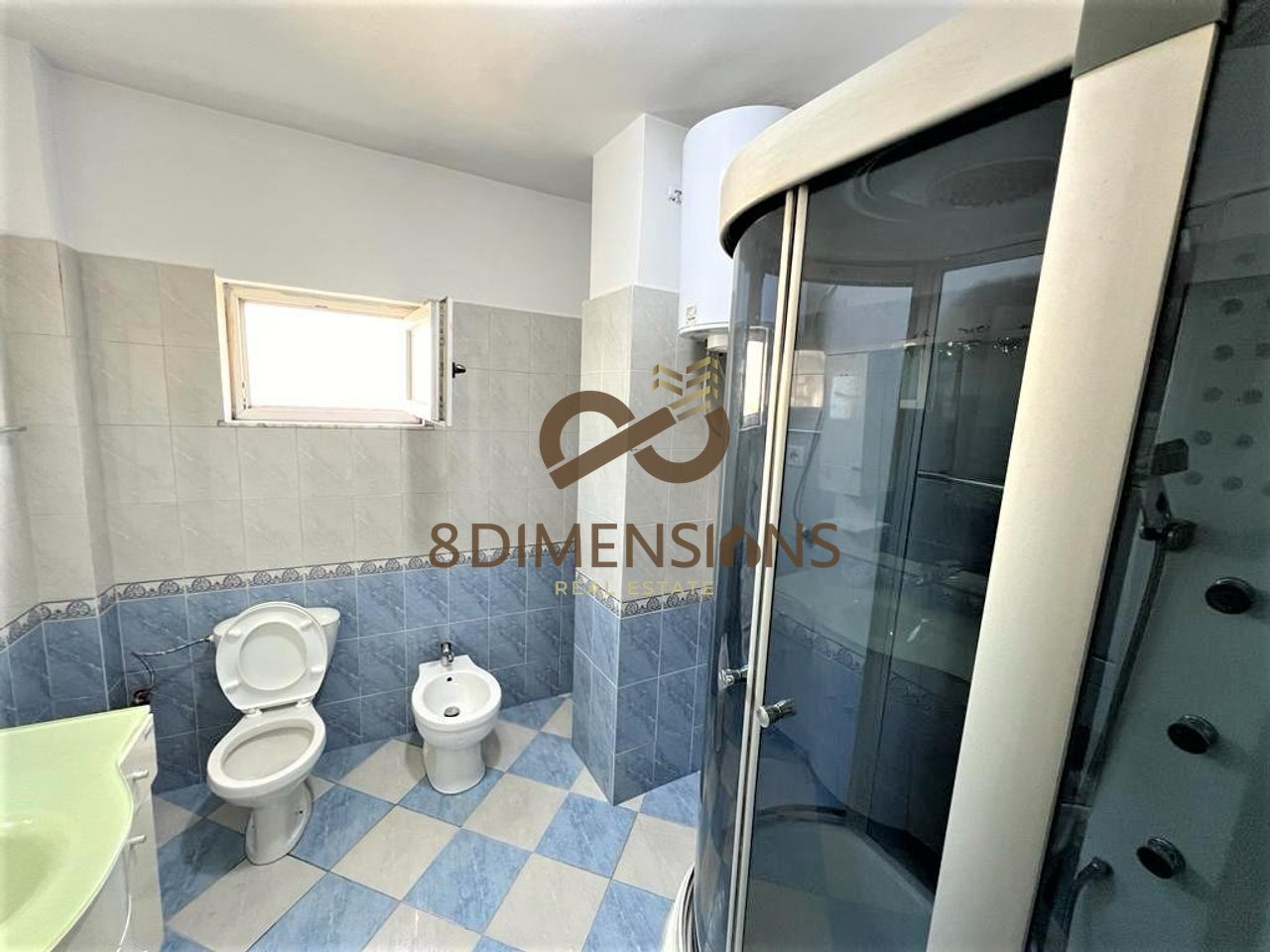 Apartment 2+1 for sale on Durrës Street, near the Mosaic of Tirana. (D8142A-21)