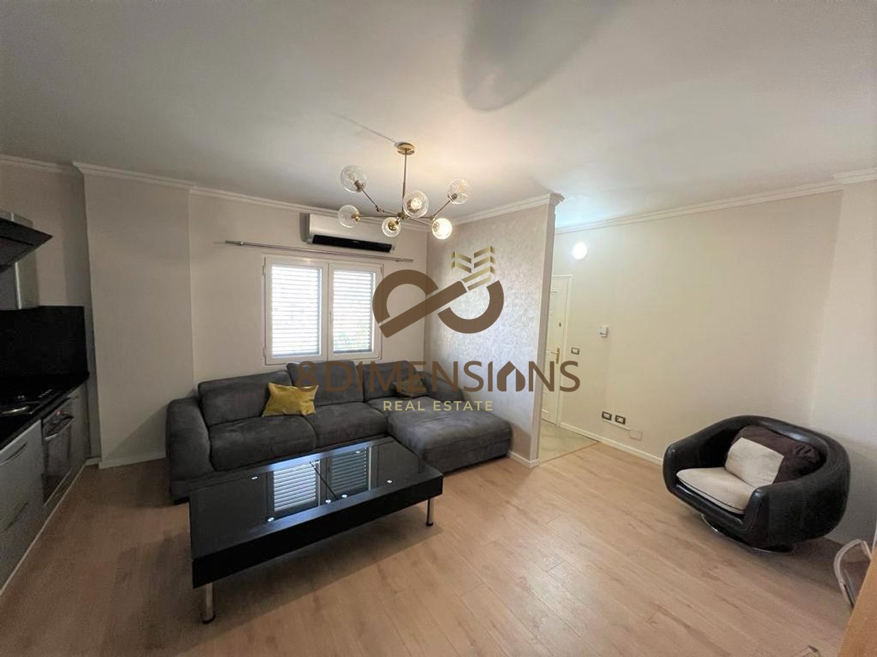 Apartment 2+1 for sale on Durrës Street, near the Mosaic of Tirana. (D8142A-21)