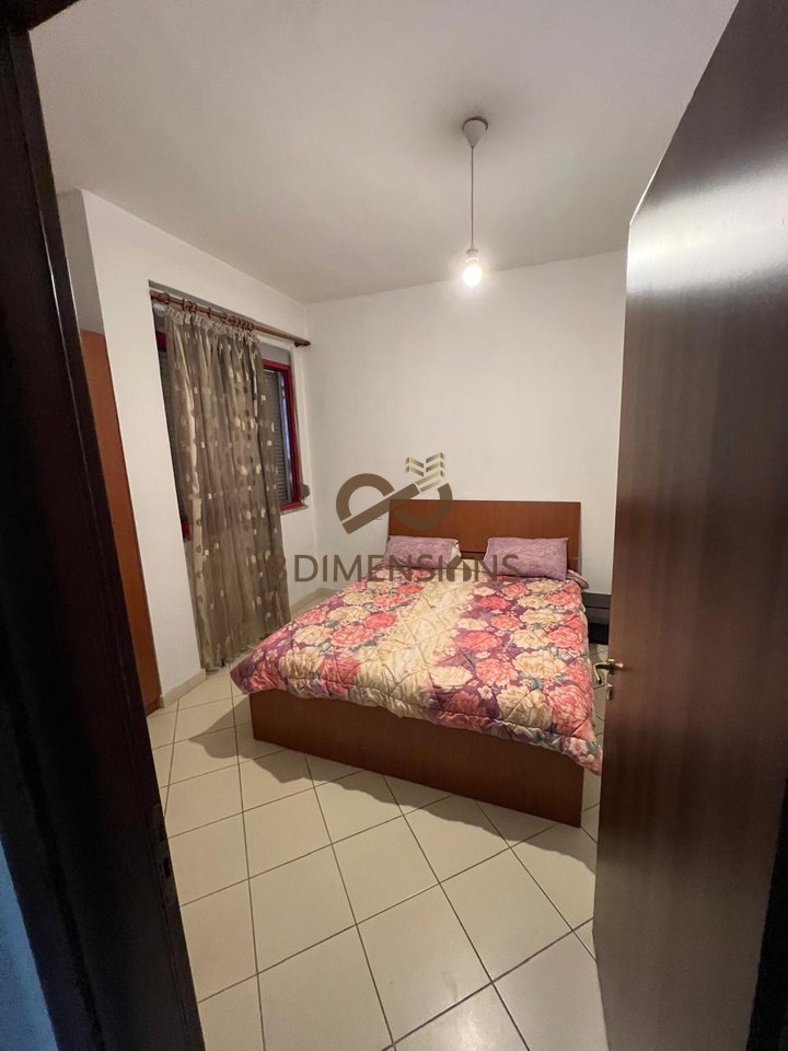 Apartament 1+1 me qera prane Casa Italia