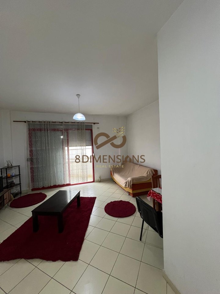 Apartament 1+1 me qera prane Casa Italia