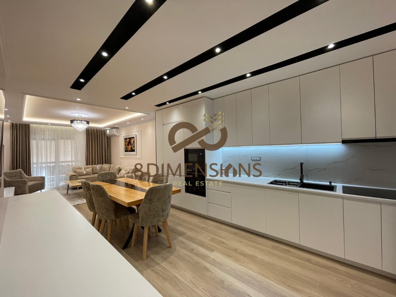 Liqeni i Thate jepet me qera Apartament 2+1+2 tualete+2 ballkone