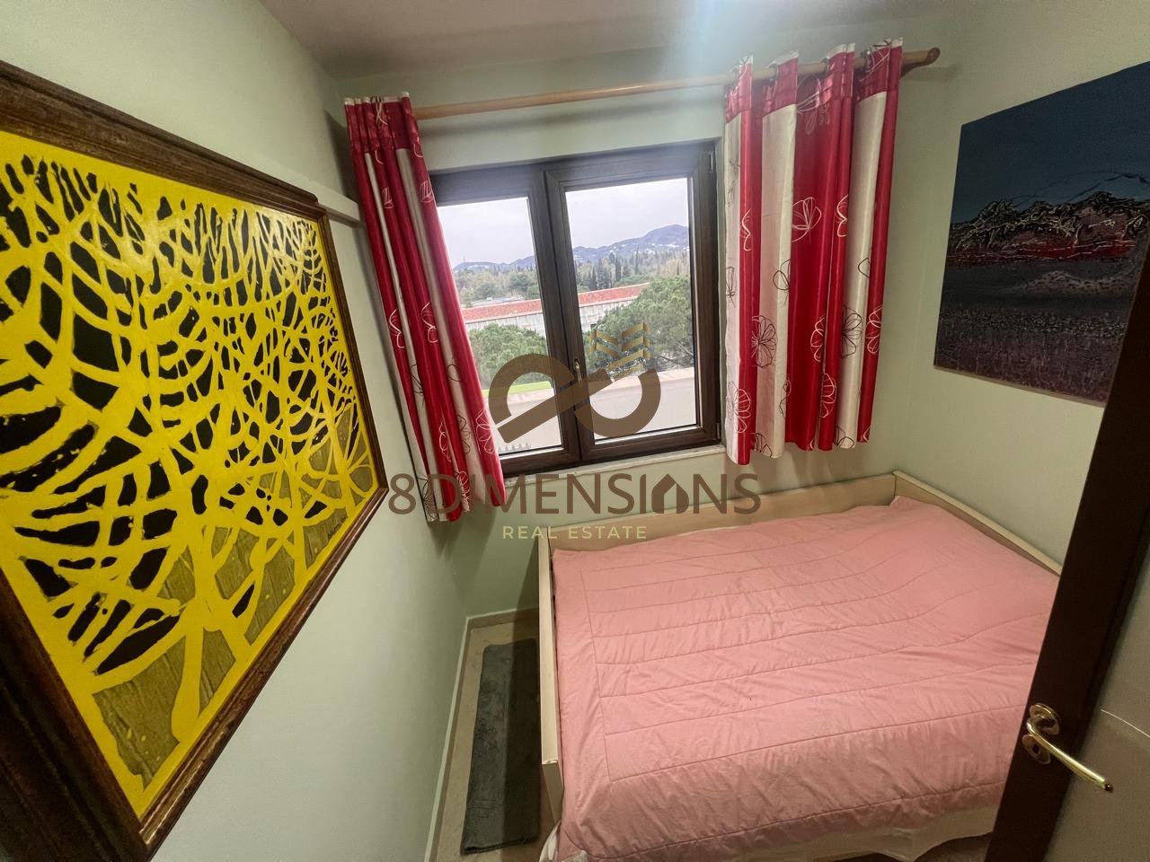 Jepet me qera Apartament 2+1 prane Air Albania.