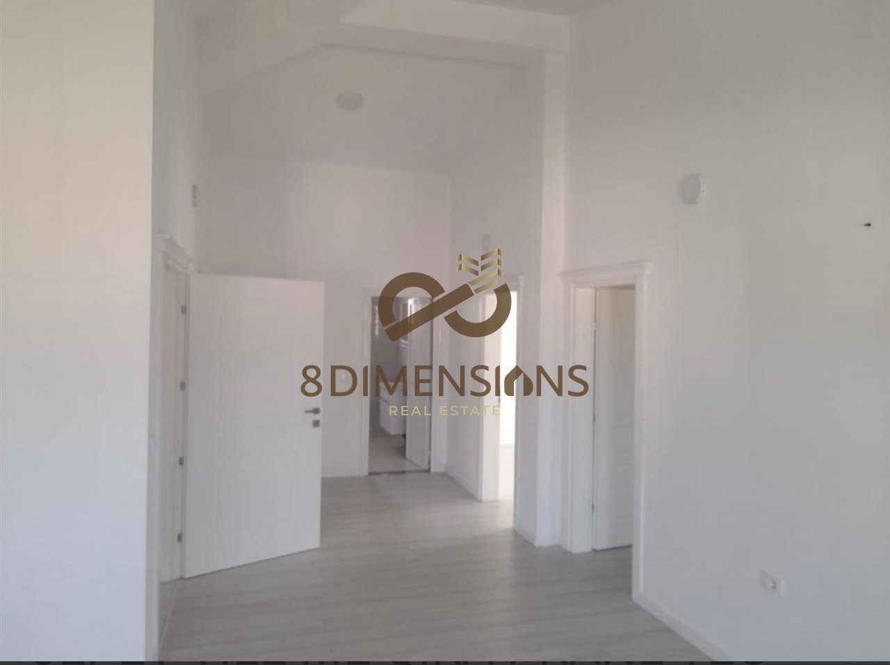 IN AFFITTO EDIFICIO DI 3 PIANI A TEG