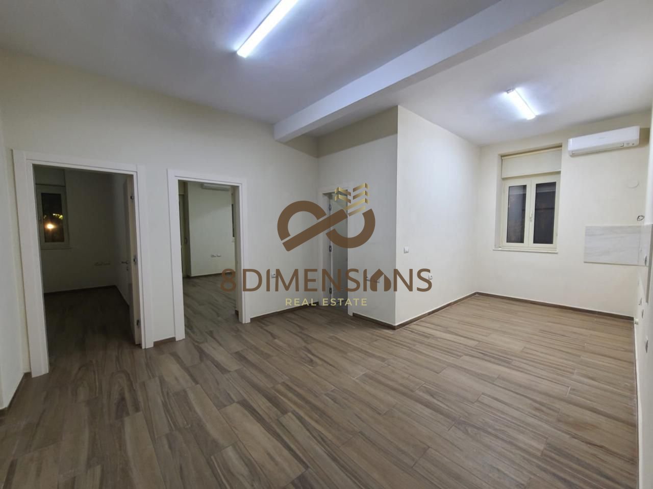 Zyrë me Qera 75 m² te Bulevardi Zogu I