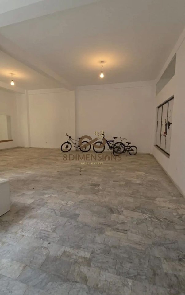 Ambient Zyre Open Space me Qira – Rr. e Bogdanëve