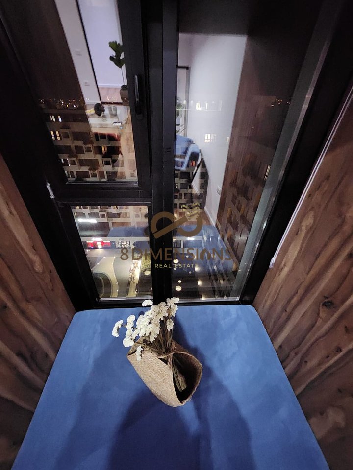 Commercial Space for Rent / Office – Square 21