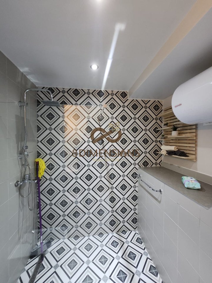 Commercial Space for Rent / Office – Square 21