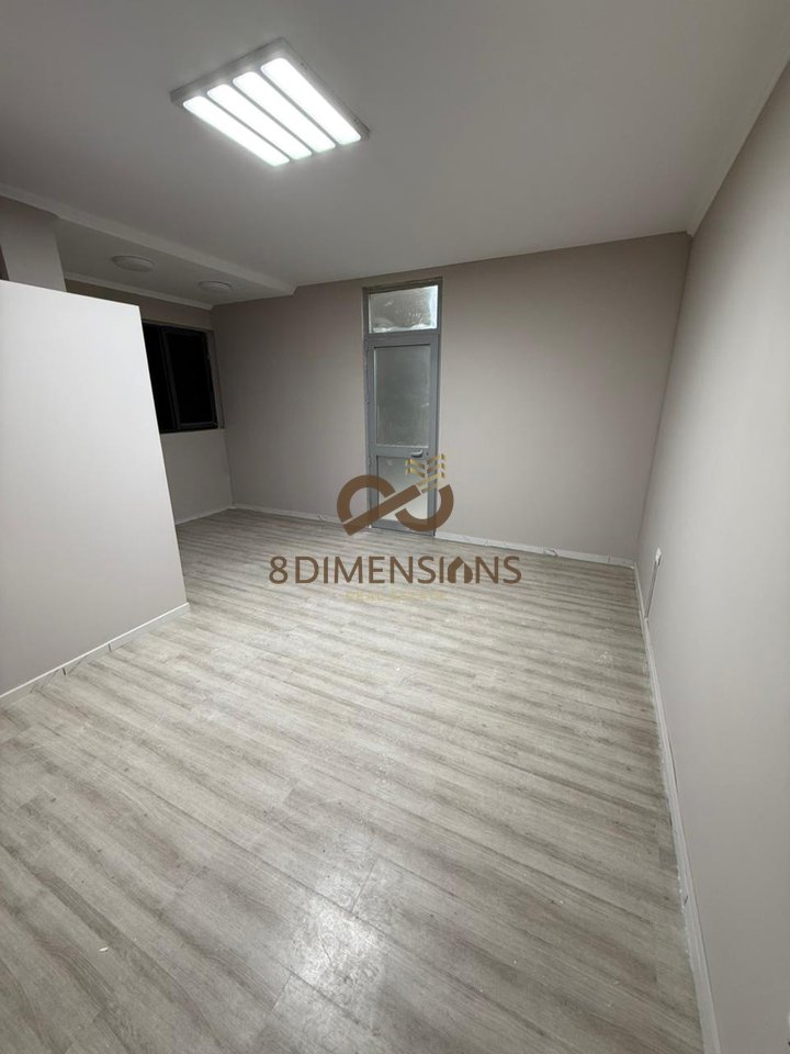 Commercial Space / Shop for Rent in Sauk