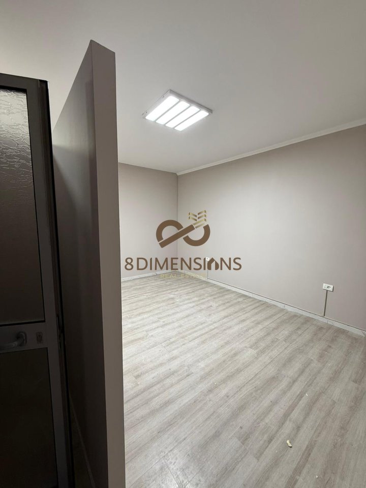 Commercial Space / Shop for Rent in Sauk