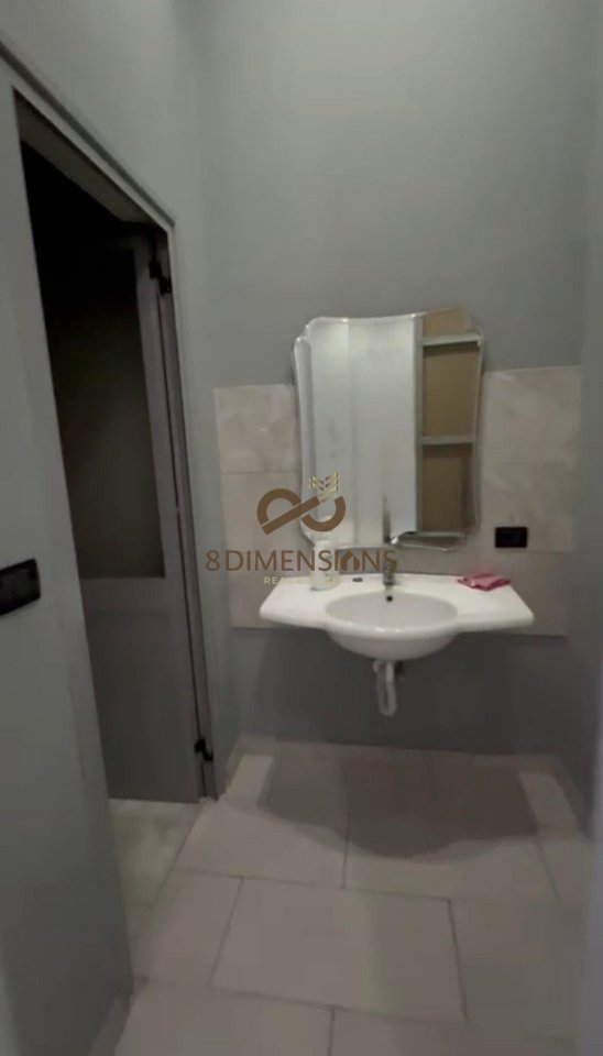 Commercial Space / Shop for Rent on Rruga e Dibrës.