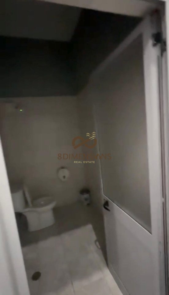 Commercial Space / Shop for Rent on Rruga e Dibrës.