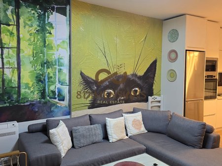 Apartament 1+1 +Post Parkimi me qera tek Rruga Bardhok Biba, Ne Qender te Tiranes
