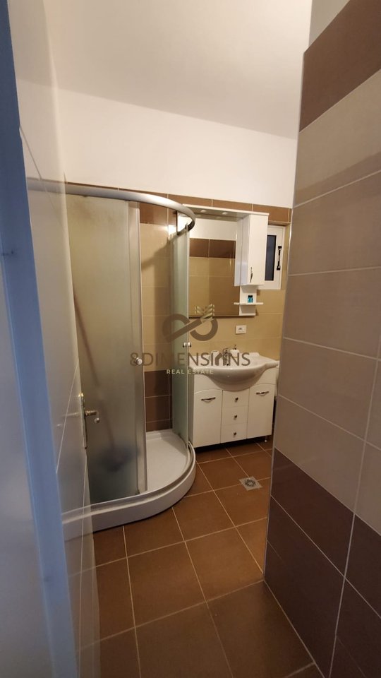 Appartamento 1+1 in vendita a Saranda in via Quarta (D8141A-114)
