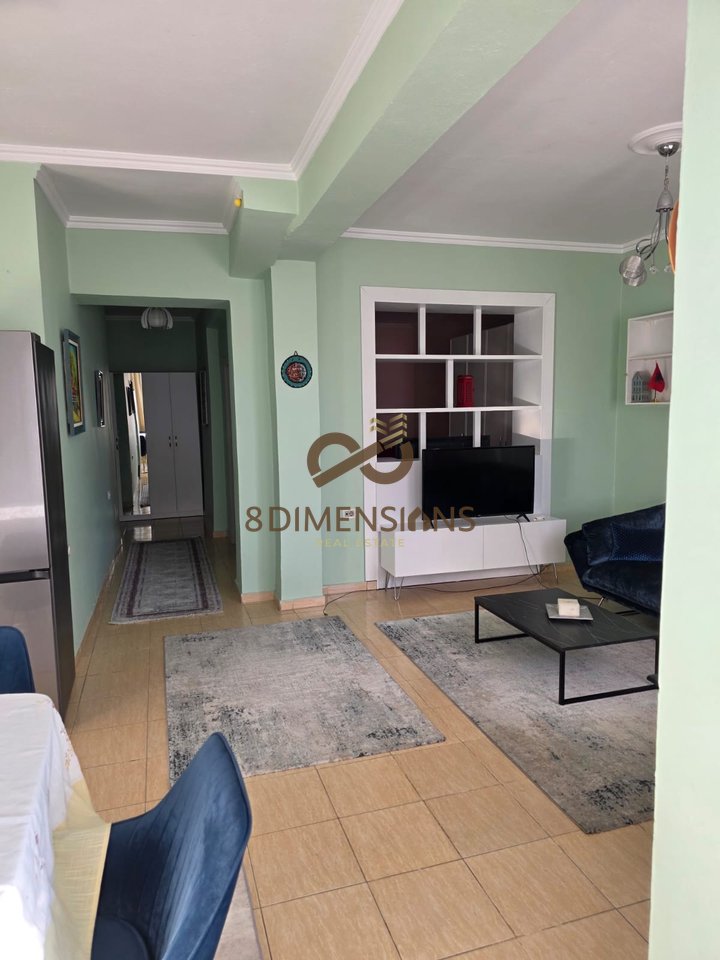 Appartamento 2+1+2 in affitto a Ali Dem, in Via Petro Nini Luarasi D8242Z-23