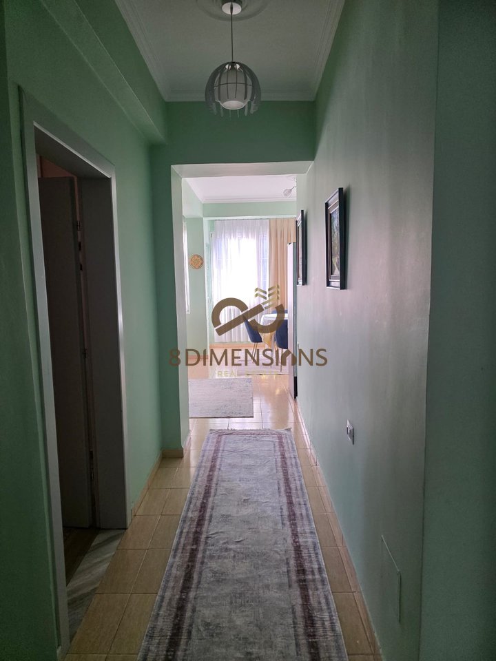 Appartamento 2+1+2 in affitto a Ali Dem, in Via Petro Nini Luarasi D8242Z-23