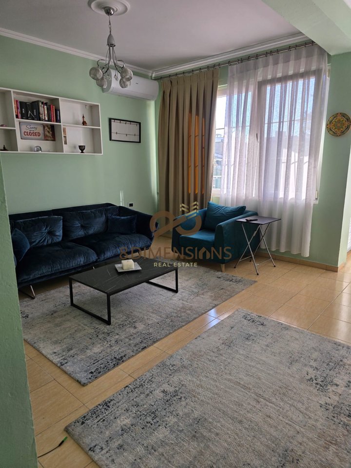 Appartamento 2+1+2 in affitto a Ali Dem, in Via Petro Nini Luarasi D8242Z-23