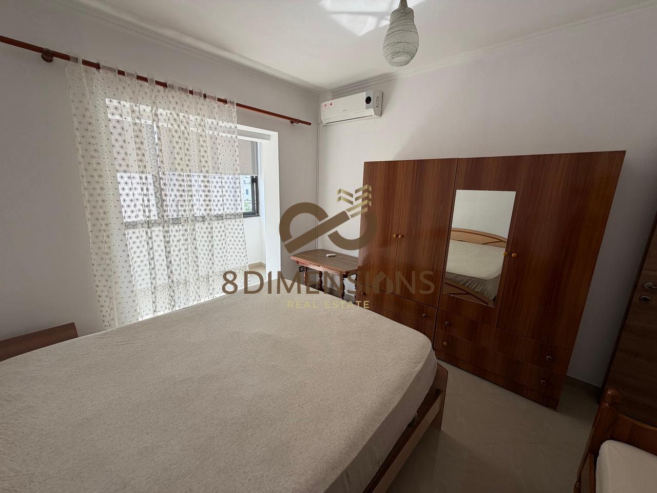 Apartament 1+1 me qera tek Ish Tregu Elektrik - Tirane (ID D8241Z-56)
