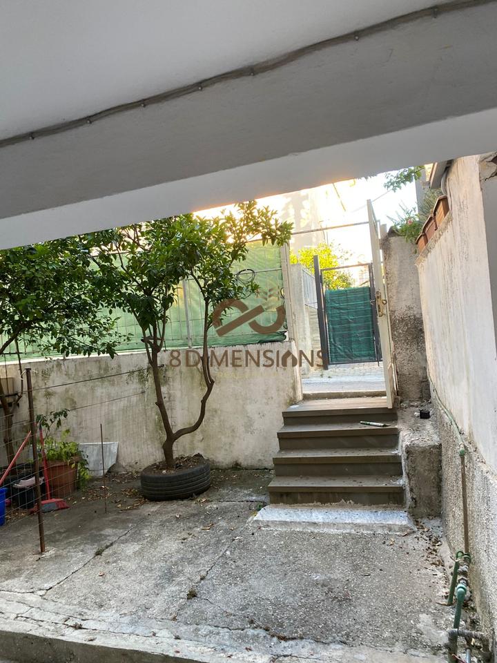 Jepet me qera Apartament 1+1 ne vile private ne Kodren e Priftit  (D8241Z-57)