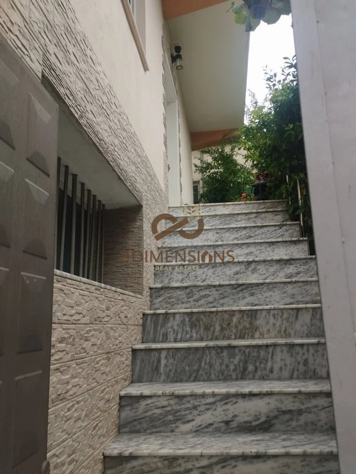 Private 3-Storey Villa for Sale in Kombinat – Near the Water Depot in Tirana (ID  D8144A-1)